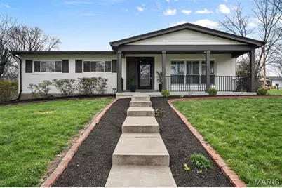 500 Beaucaire Drive, Warson Woods, MO 63122 - Photo 1