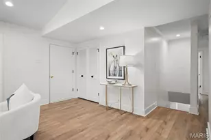 500 Beaucaire Dr, Warson Woods, MO 63122 - Photo 4