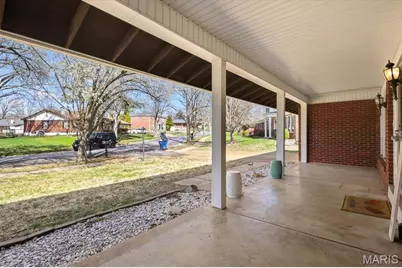 1500 Heirloom Court, Saint Louis, MO 63146 - Photo 6
