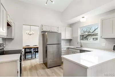 2915 Emerald Bend Court, Saint Louis, MO 63129 - Photo 8