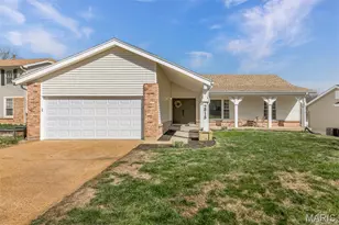 2915 Emerald Bend Ct, Saint Louis, MO 63129 - Photo 1