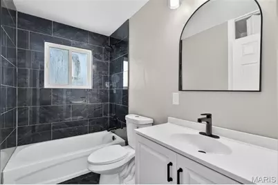 5439 Ville Rosa Lane, Hazelwood, MO 63042 - Photo 14