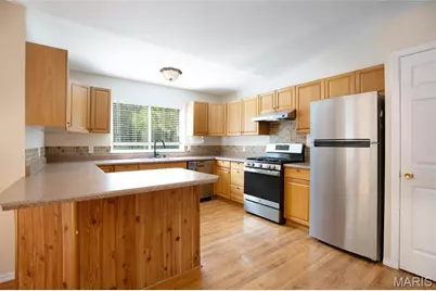 1209 Woodcrest Lane, Hazelwood, MO 63042 - Photo 8