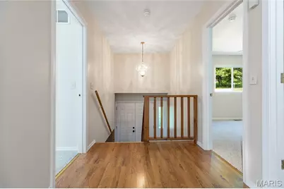 1209 Woodcrest Lane, Hazelwood, MO 63042 - Photo 4