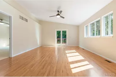 1209 Woodcrest Lane, Hazelwood, MO 63042 - Photo 6