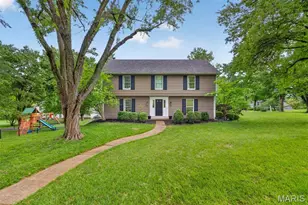 1534 Mason Valley Rd, Town and Country, MO 63131 - Photo 2