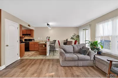 11934 Autumn Lakes Drive, Maryland Heights, MO 63043 - Photo 6