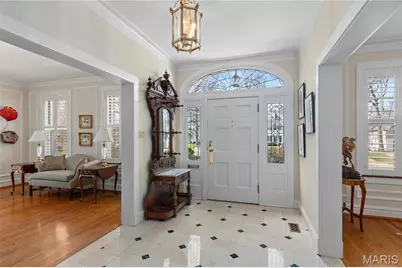 418 Yorkshire Place, Webster Groves, MO 63119 - Photo 2