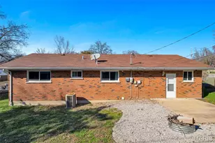 10508 Scotland Dr, Saint Louis, MO 63114 - Photo 40