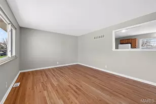 460 Wren Dr, Florissant, MO 63031 - Photo 6