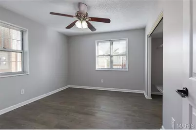 9102 Eager Road, Brentwood, MO 63144 - Photo 6