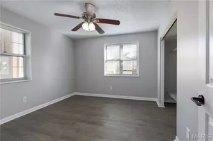 9102 Eager Rd, Brentwood, MO 63144 - Photo 6