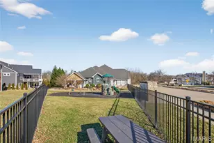 2634 Walden Blvd, Cape Girardeau, MO 63701 - Photo 8