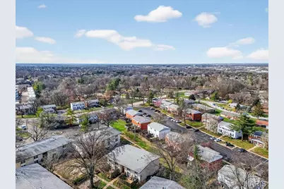 10457 Briarbend Drive #8, Saint Louis, MO 63146 - Photo 14