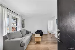 10457 Briarbend Dr, Saint Louis, MO 63146 - Photo 4