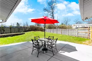 642 Laven Del Ln, Kirkwood, MO 63122 - Photo 28