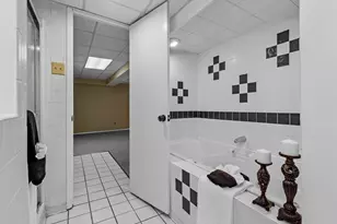 642 Laven Del Ln, Kirkwood, MO 63122 - Photo 26