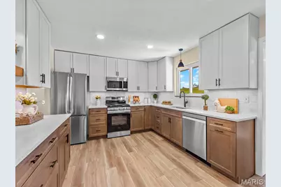 642 Laven Del Lane, Kirkwood, MO 63122 - Photo 8