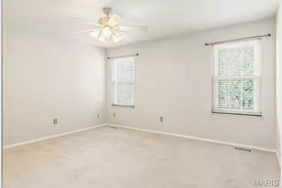 3126 Autumn Trace Drive, Maryland Heights, MO 63043 - Photo 14