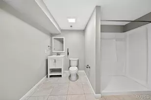 105 Kendl Ct, Florissant, MO 63031 - Photo 24