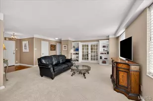 900 S Hanley Rd, Clayton, MO 63105 - Photo 4