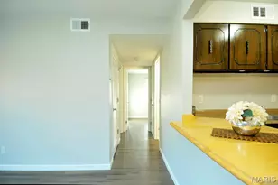 1190 Calley Dr, Saint Louis, MO 63125 - Photo 16