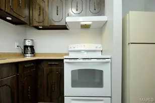 1190 Calley Dr, Saint Louis, MO 63125 - Photo 14