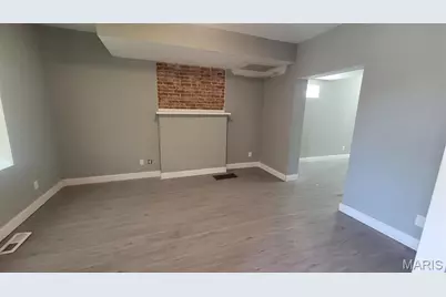 1389 Hamilton Avenue, Saint Louis, MO 63112 - Photo 6