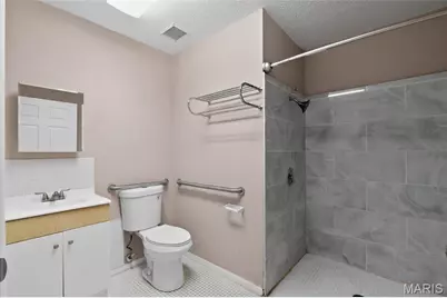 7809 Ellington Drive, Saint Louis, MO 63121 - Photo 28