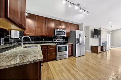 2933 Emerald Bend Court, Saint Louis, MO 63129 - Photo 8