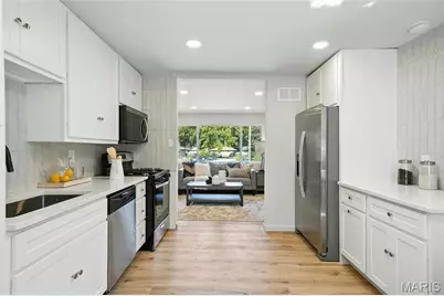 4254 Stambaugh Court, Saint Louis, MO 63134 - Photo 6