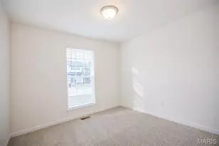 1037 Vardon Mdws Dr, Union, MO 63084 - Photo 18