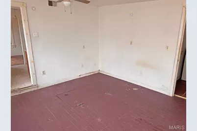 567 N Lakeshore Drive, Bismarck, MO 63624 - Photo 12