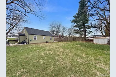 624 W New Street, Palmyra, MO 63461 - Photo 22