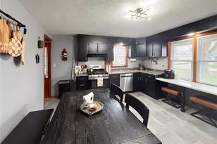 624 W New St, Palmyra, MO 63461 - Photo 8