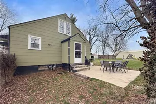 624 W New St, Palmyra, MO 63461 - Photo 20