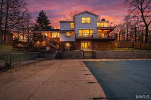 29 Summerhill Ln, Town and Country, MO 63017 - Photo 2