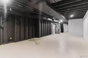 26 Castle Dr, Florissant, MO 63034 - Photo 32