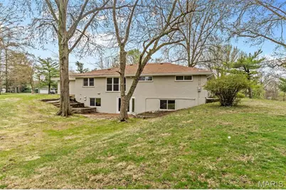 26 Castle Drive, Florissant, MO 63034 - Photo 34