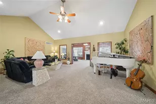 474 Huntington Trails Dr, Festus, MO 63028 - Photo 2