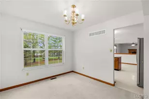 113 Greenstone Dr, Saint Peters, MO 63303 - Photo 8