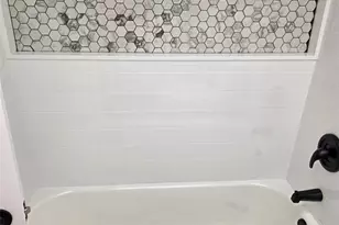 11148 Linnell Dr, Saint Louis, MO 63136 - Photo 12