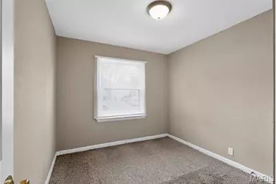 1128 Grenshaw Drive, Saint Louis, MO 63137 - Photo 14