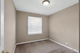 1128 Grenshaw Dr, Saint Louis, MO 63137 - Photo 14