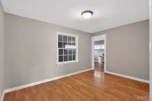 1128 Grenshaw Dr, Saint Louis, MO 63137 - Photo 18