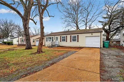 1128 Grenshaw Drive, Saint Louis, MO 63137 - Photo 2