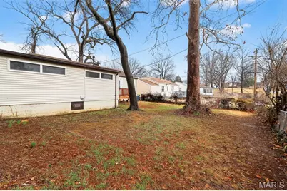 1128 Grenshaw Drive, Saint Louis, MO 63137 - Photo 28