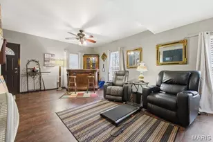 39024 Winter St, Truxton, MO 63381 - Photo 10