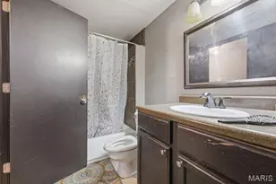 39024 Winter St, Truxton, MO 63381 - Photo 16