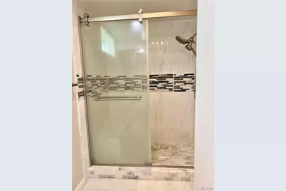 2210 Spoonwood Lane, Saint Louis, MO 63033 - Photo 24